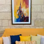 Дом отдыха Charming Townhouse With Terrace Gozo