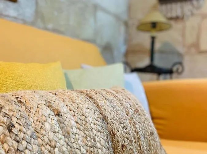 Charming Townhouse With Terrace Gozo * Саннат